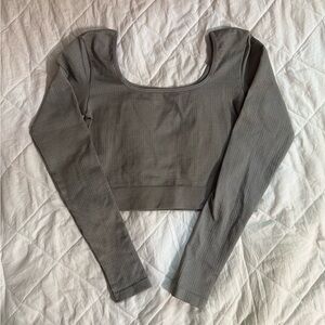 H&M Gray Long Sleeve Active Top